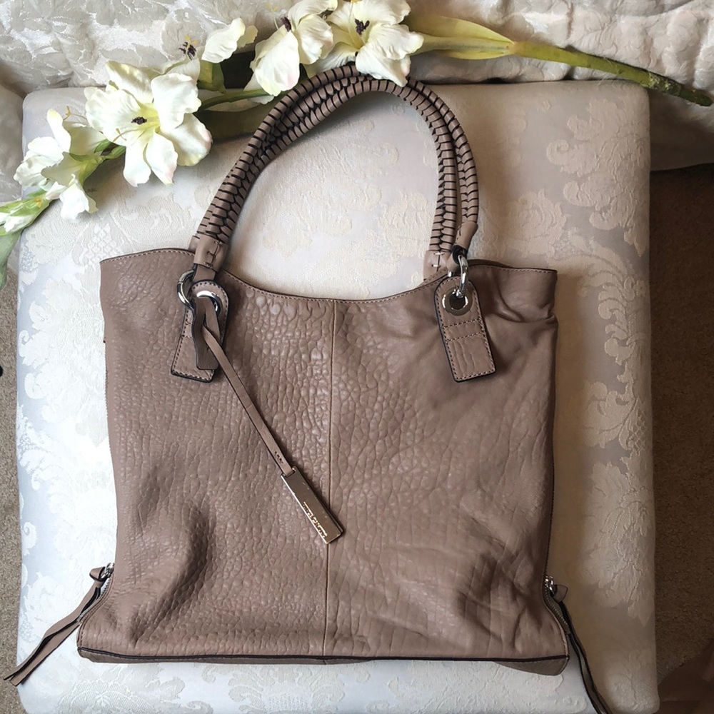 NWOT Vince Camuto Taupe / Mushroom Color Shoulder Bag